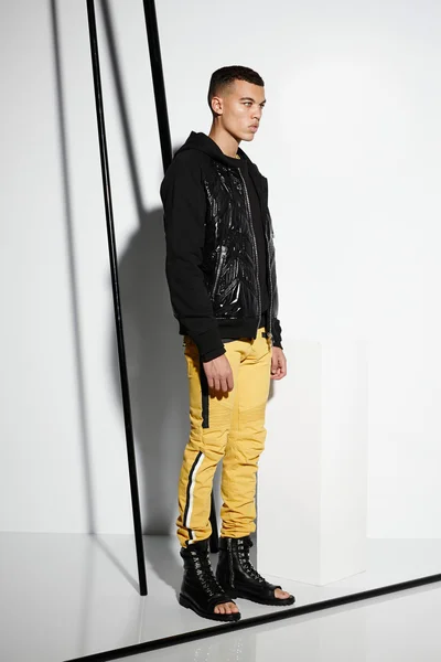 Look 28